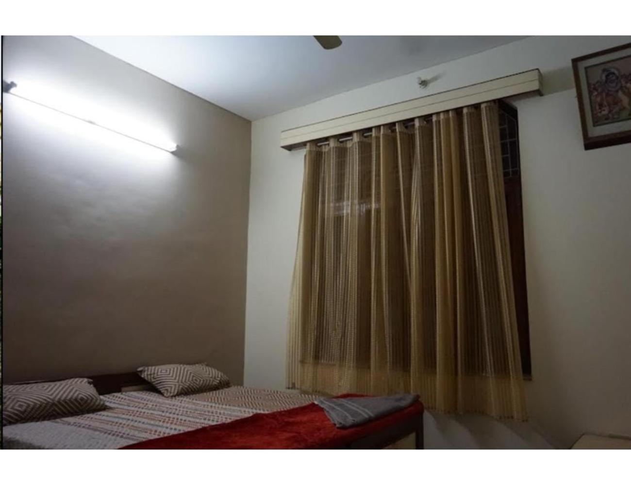 Shri Shri Radha Shyam Palace, Homestay Vrindavan